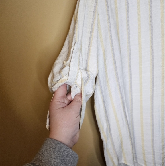 Love Notes White striped button down Long sleeve top Size Medium - Picture 10 of 10